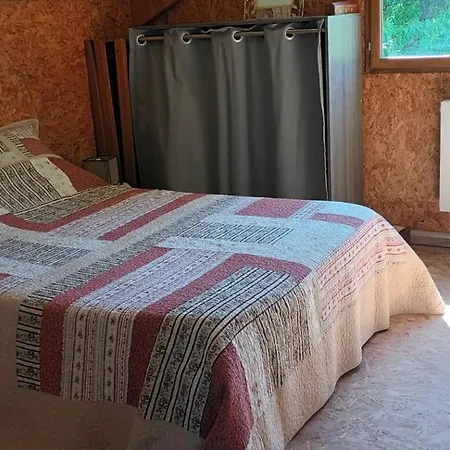 木屋 En Cevennes Pour 6 *